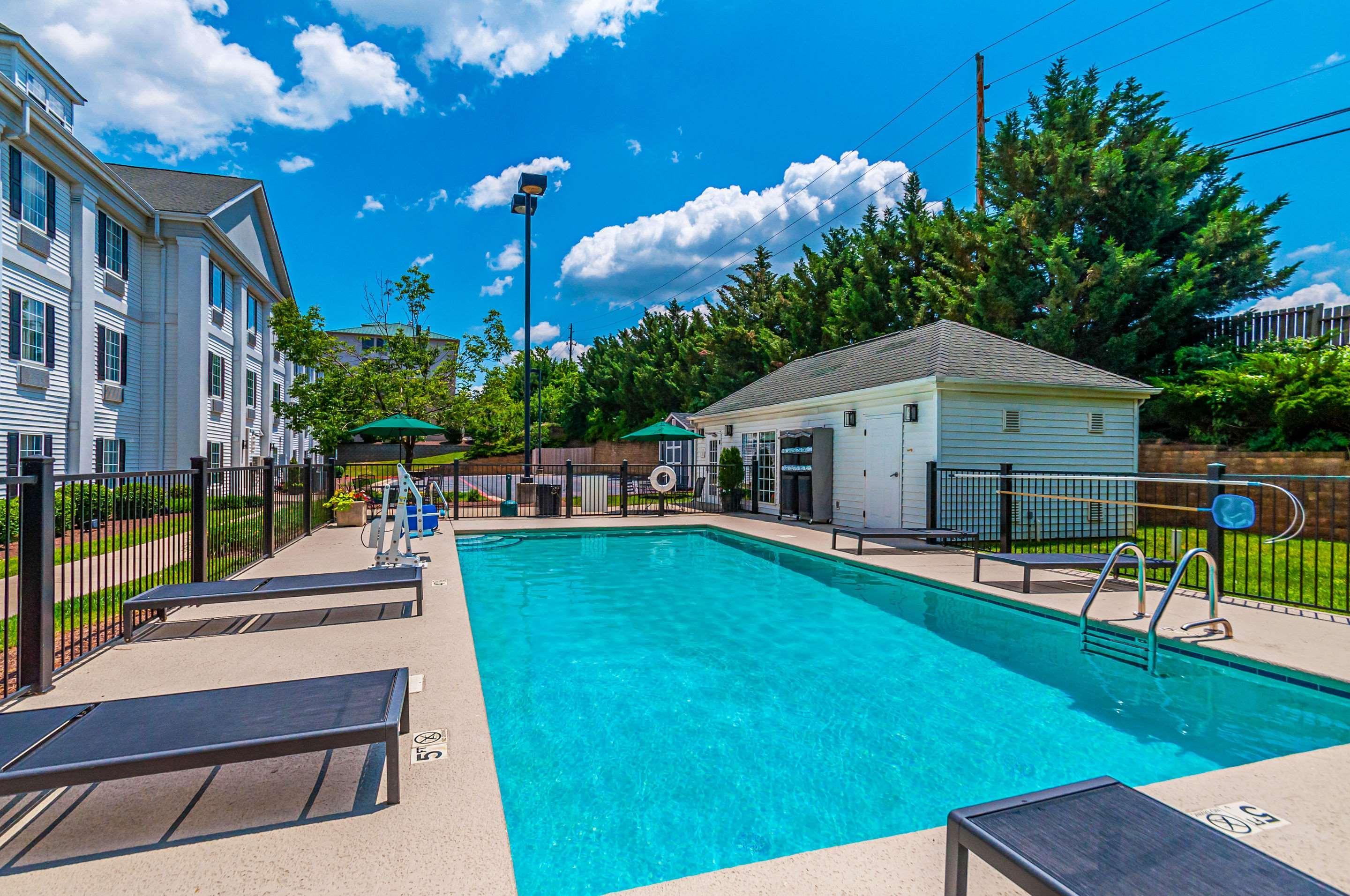 Quality Inn Harrisonburg I-81 Exterior photo