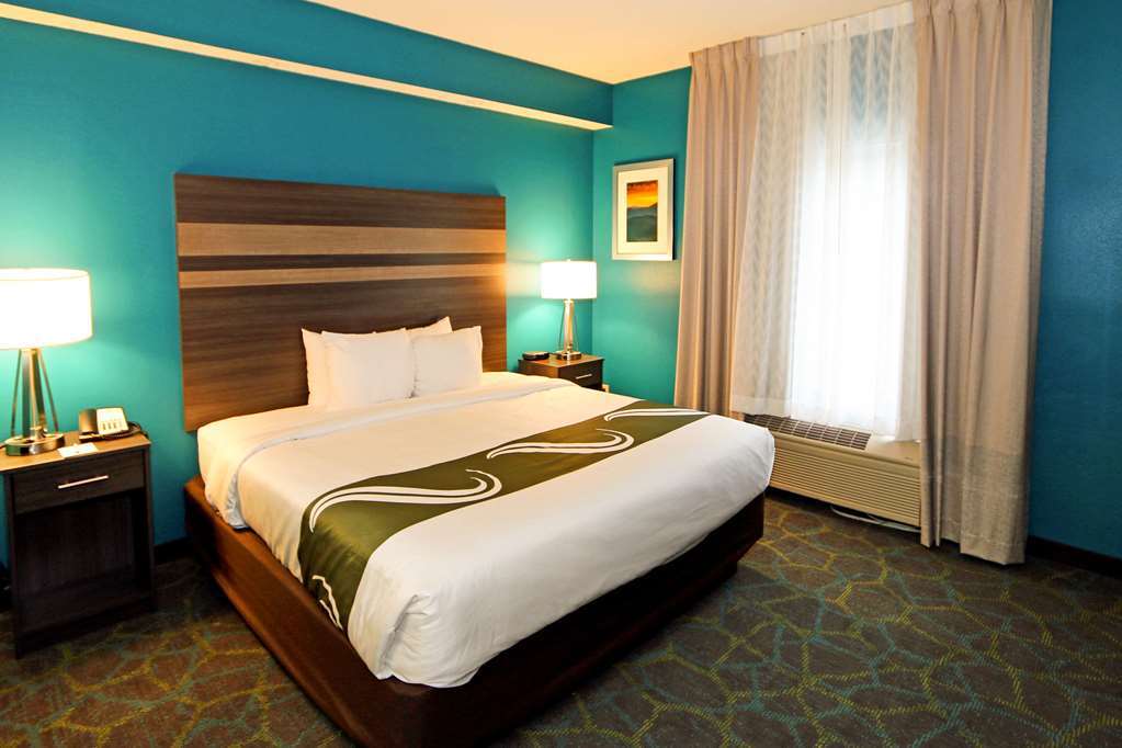 Quality Inn Harrisonburg I-81 Room photo